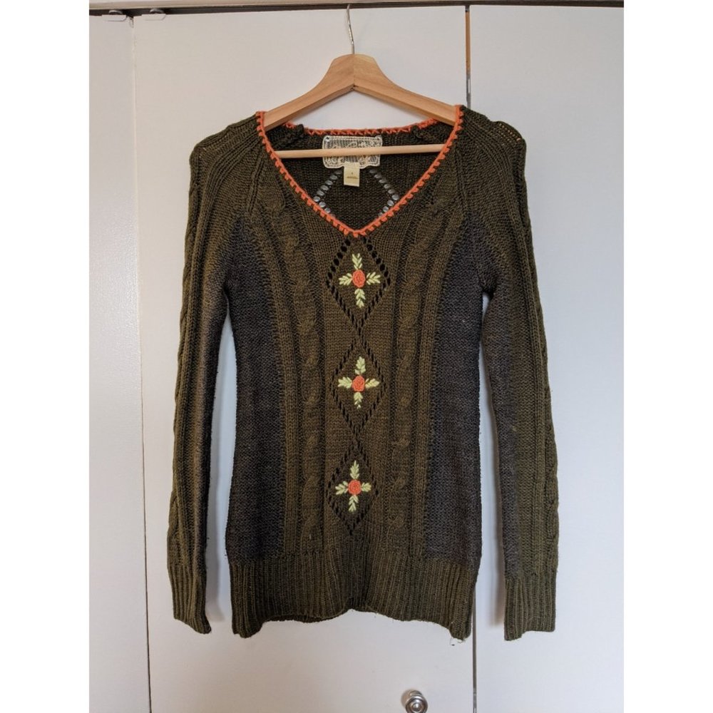 Urban Outfitters UO Knit Floral V-Neck Sweater